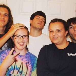 Meet your Posher, Joy